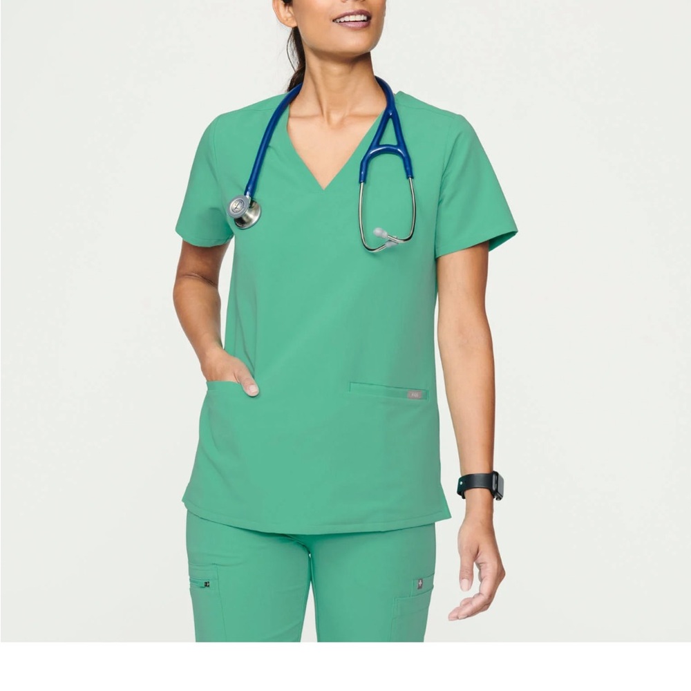 Figs Mint Green Short Sleeve Scrub Set